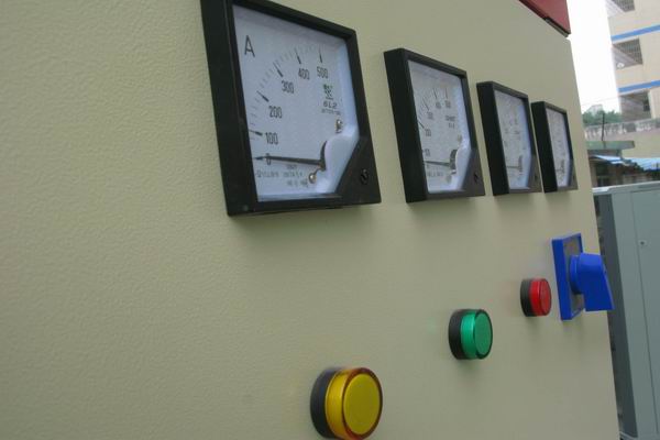 吉县配电柜-3683讲讲配电柜注意事项